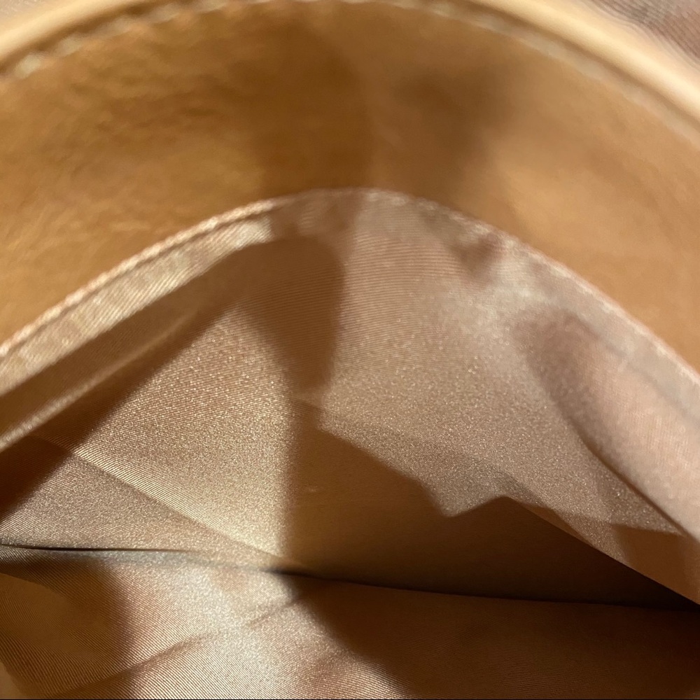 Universal thread Tan teddy backpack - Picture 7 of 10